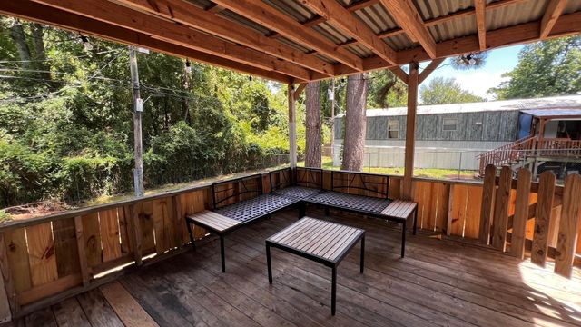 14419 W Lee Shore Drive, Willis, TX 77318