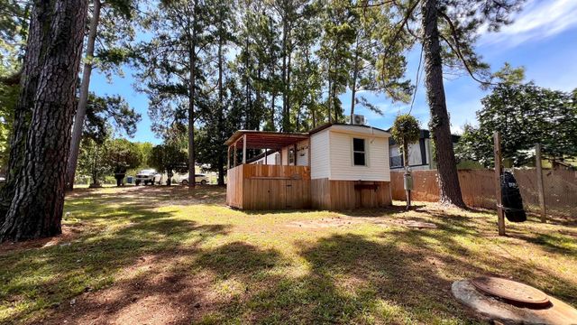 14419 W Lee Shore Drive, Willis, TX 77318