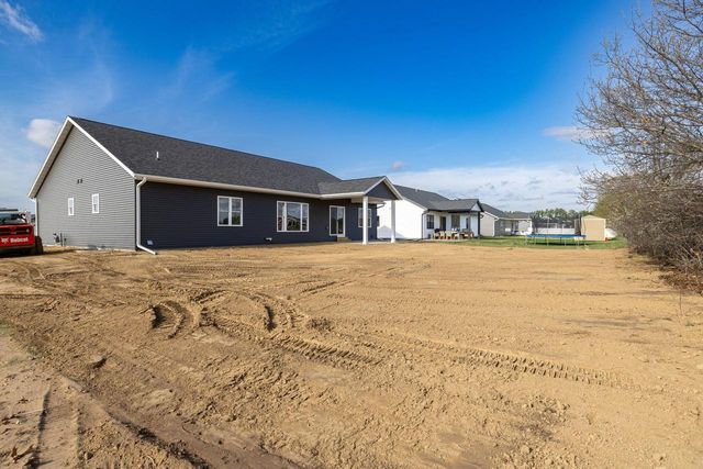 1769 Arches DRIVE, Holmen, WI 54636