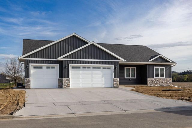 1769 Arches DRIVE, Holmen, WI 54636