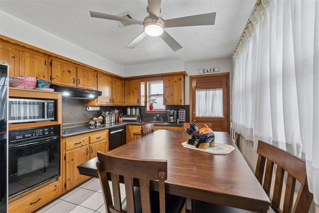 929 Stiver Drive, Midwest City, OK 73110