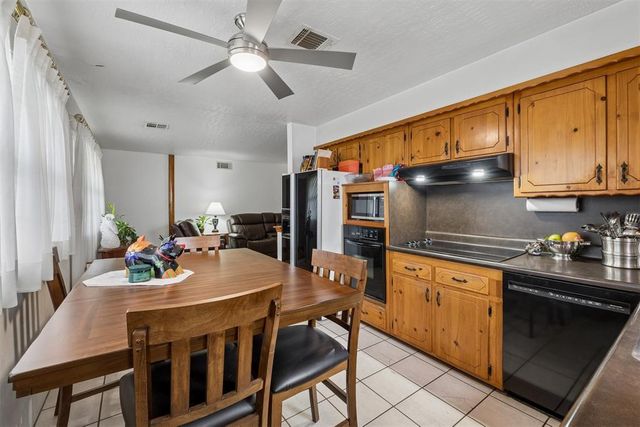 929 Stiver Drive, Midwest City, OK 73110