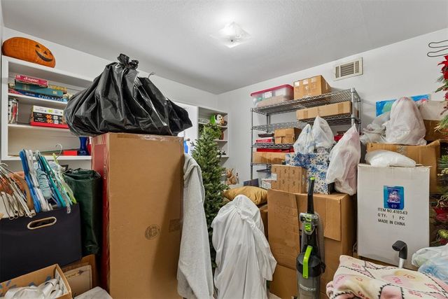 929 Stiver Drive, Midwest City, OK 73110