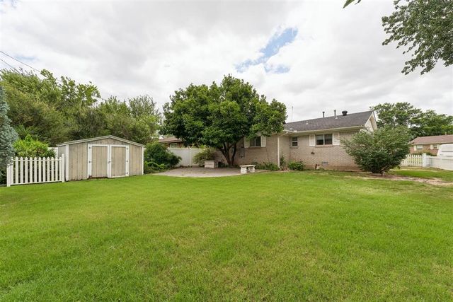 929 Stiver Drive, Midwest City, OK 73110