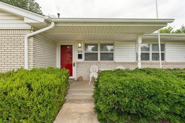 929 Stiver Drive, Midwest City, OK 73110