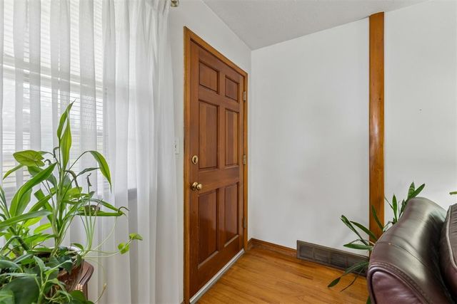 929 Stiver Drive, Midwest City, OK 73110
