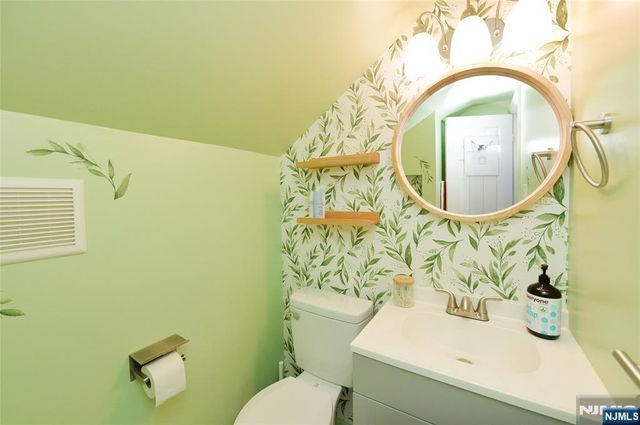 12-59 Edward Street, Fair Lawn, NJ 07410