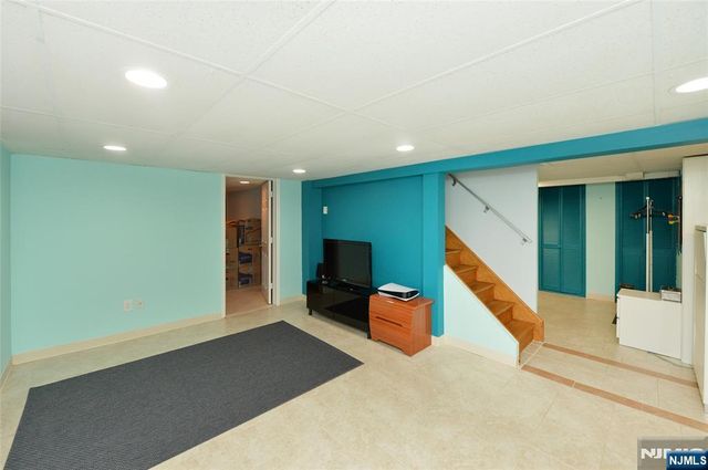 12-59 Edward Street, Fair Lawn, NJ 07410