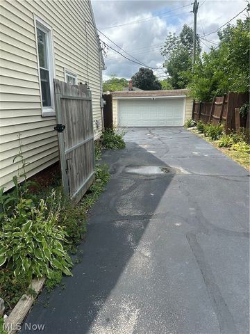 3788 Jo Ann Drive, Cleveland, OH 44122