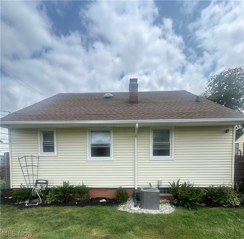 3788 Jo Ann Drive, Cleveland, OH 44122