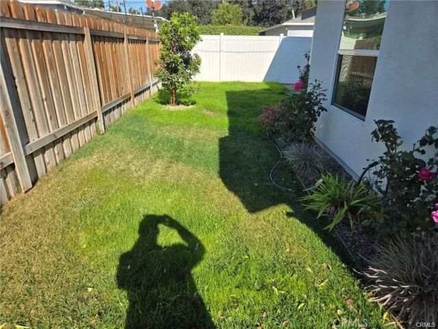 1484 N Clybourn Avenue, Burbank, CA 91505