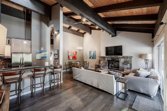 227 Olympic Valley Rd Unit 13, Olympic Valley, CA 96146