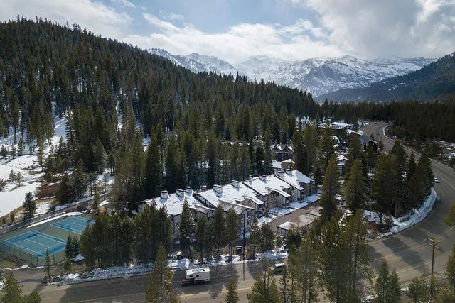 227 Olympic Valley Rd Unit 13, Olympic Valley, CA 96146