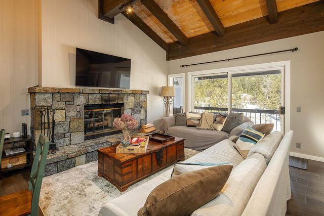 227 Olympic Valley Rd Unit 13, Olympic Valley, CA 96146