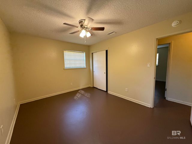 2505 Pollard Road, Daphne, AL 36526