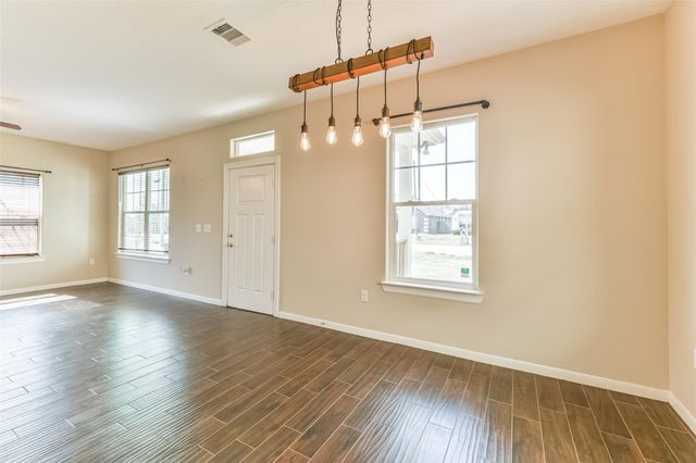 902 Virginia Avenue, League City, TX 77573