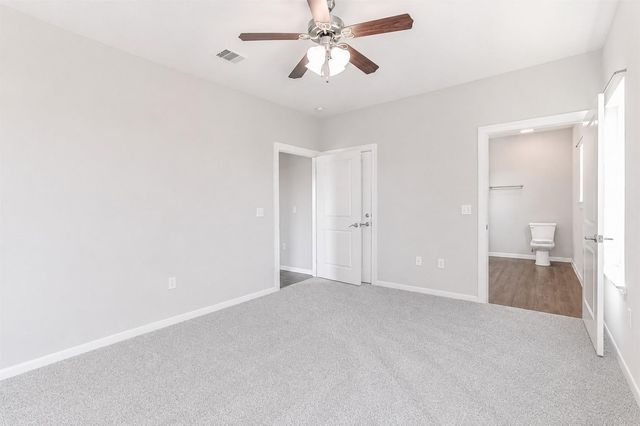 902 Virginia Avenue, League City, TX 77573