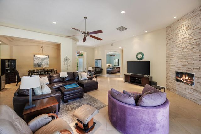 107 Rancho Vista Lane, Rancho Mirage, CA 92270