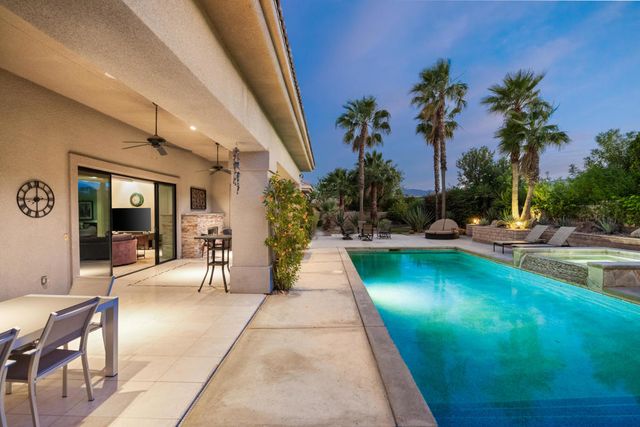 107 Rancho Vista Lane, Rancho Mirage, CA 92270