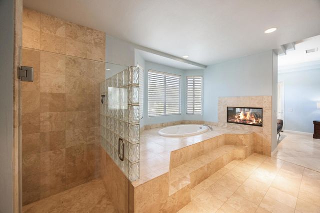 107 Rancho Vista Lane, Rancho Mirage, CA 92270