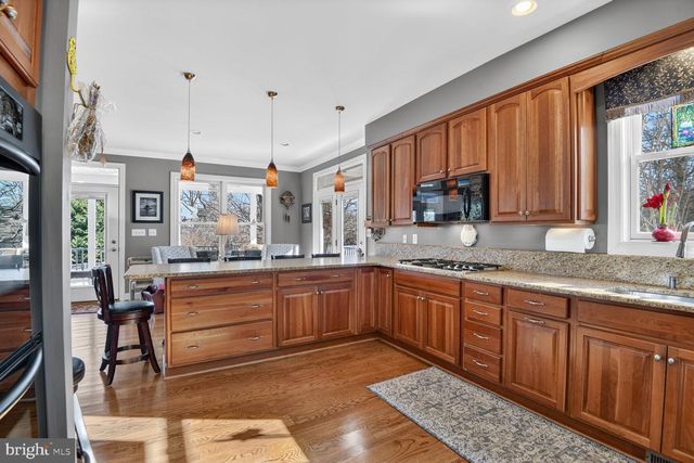 764 N RIVERSIDE DR, Crownsville, MD 21032