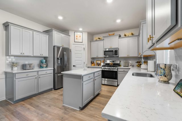 710 Spanish Pointe Dr Drive, Summerville, SC 29486