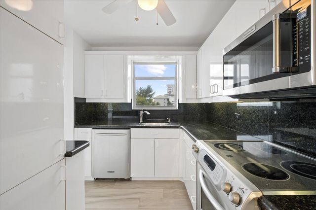 1010 S Ocean Boulevard 501, Pompano Beach, FL 33062