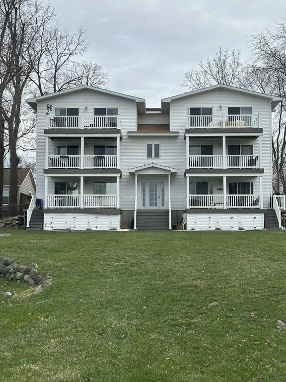 11038 Portage Road 6, Portage, MI 49002