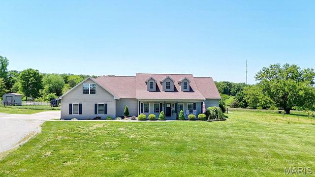 5437 Highway D, Farmington, MO 63640