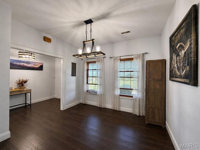 5437 Highway D, Farmington, MO 63640