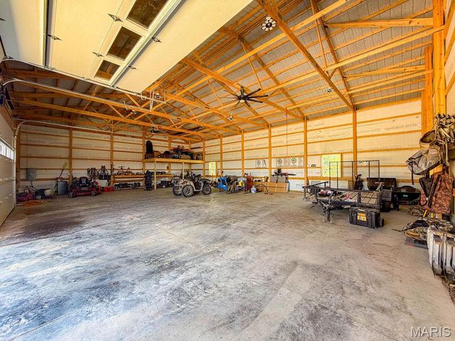 5437 Highway D, Farmington, MO 63640