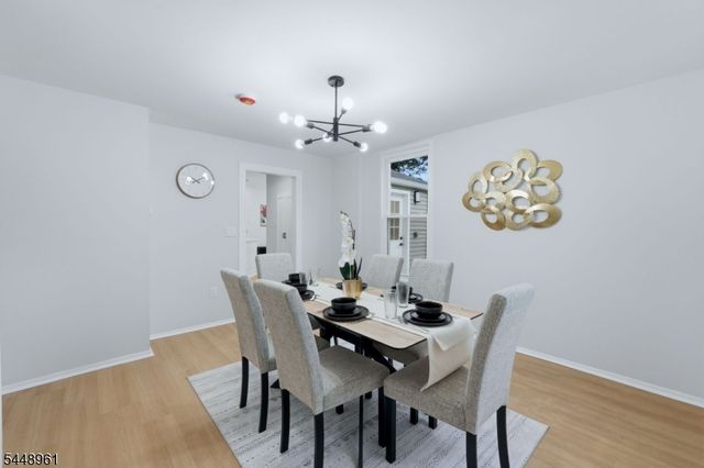 37 W Colfax Ave, Roselle Park Boro, NJ 07204