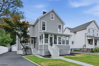 37 W Colfax Ave, Roselle Park Boro, NJ 07204