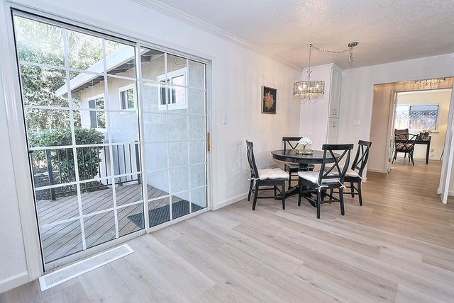 6430 Sandstone St, Carmichael, CA 95608