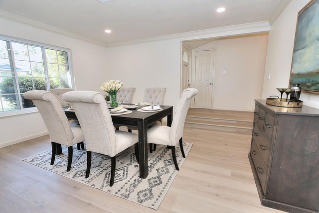 6430 Sandstone St, Carmichael, CA 95608