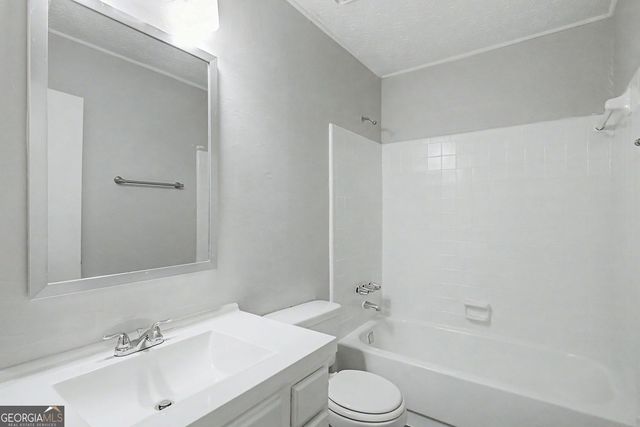 7085 Hania Drive, Fairburn, GA 30213