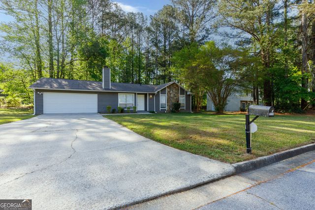 7085 Hania Drive, Fairburn, GA 30213