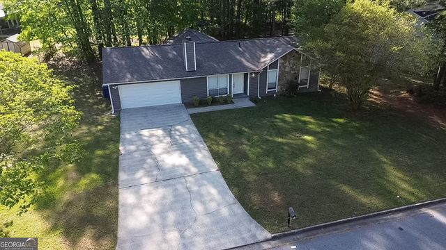 7085 Hania Drive, Fairburn, GA 30213