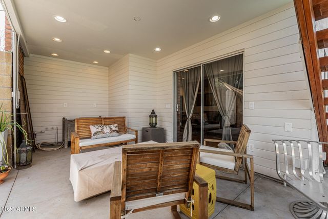 1524 E FAIRBROOK Street, Mesa, AZ 85203