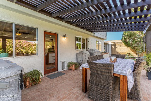 1524 E FAIRBROOK Street, Mesa, AZ 85203