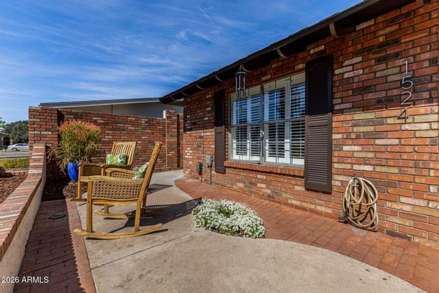 1524 E FAIRBROOK Street, Mesa, AZ 85203