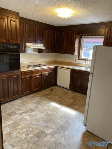 1332 Oshaughnessy Avenue NE 1234, Huntsville, AL 35801