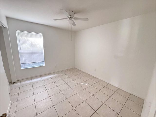 2046 NE 6th ST, Cape Coral, FL 33909