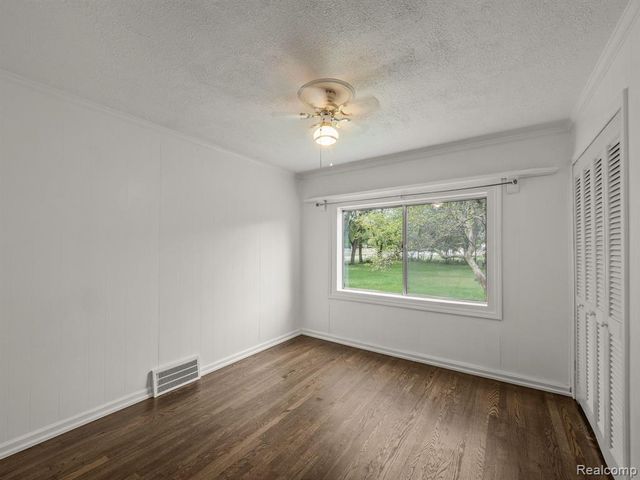 48070 Shelby Road, Shelby Twp, MI 48317