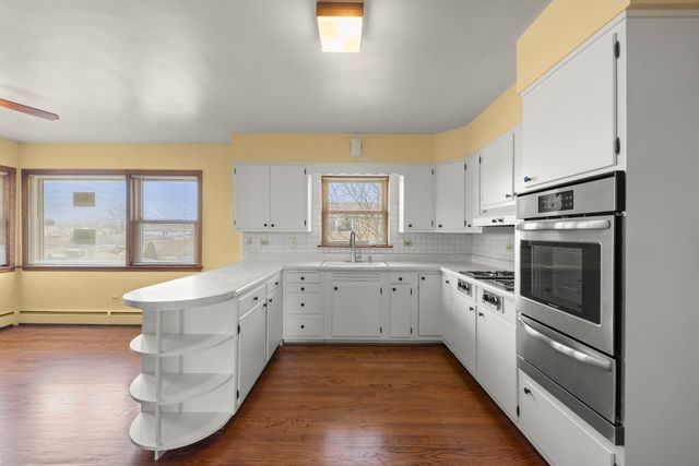 6401 W 52nd Street 2, Chicago, IL 60638