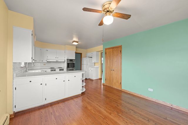 6401 W 52nd Street 2, Chicago, IL 60638