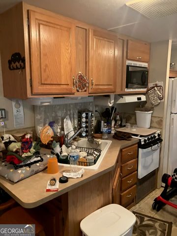 85 Rocky Lane, Cleveland, GA 30528