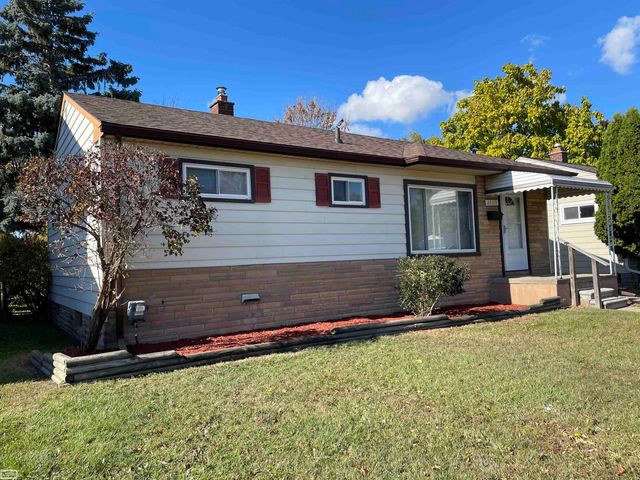 26371 COMPSON Street, Roseville, MI 48066