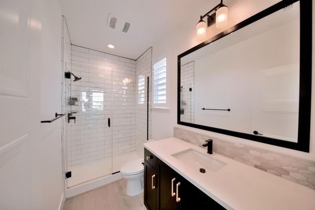 2150 Mulholland Dr, Lathrop, CA 95330