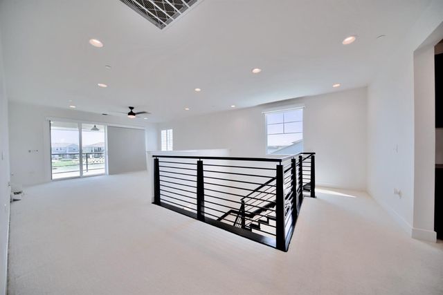 2150 Mulholland Dr, Lathrop, CA 95330